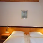 Appartement Vier Jahreszeiten *