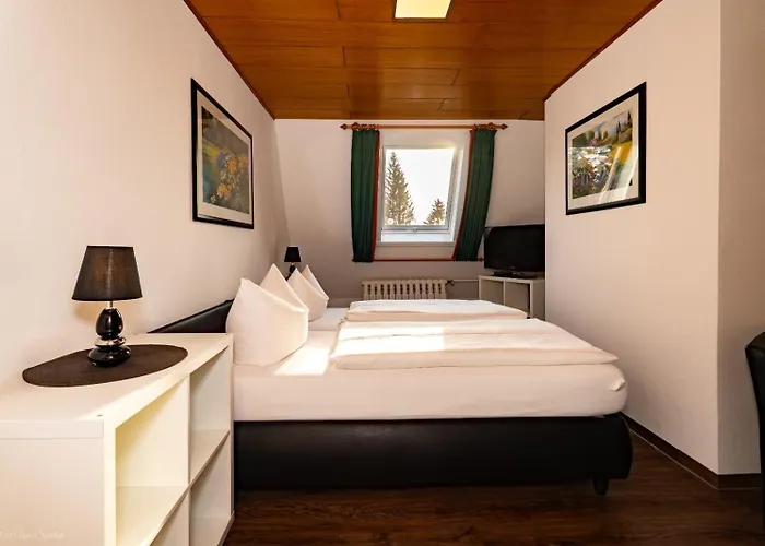 Vier Jahreszeiten Frauenwald